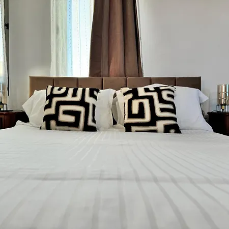 Stylish Antique By The Black Sea דירה קונסטנצה